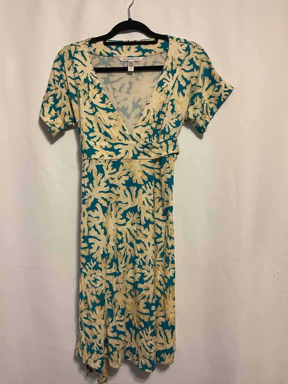 DIANE vonFURSTENBURG womens wrap dress size 0